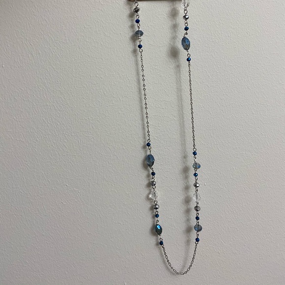 H: Sapphire Blue Necklace - Picture 5 of 9